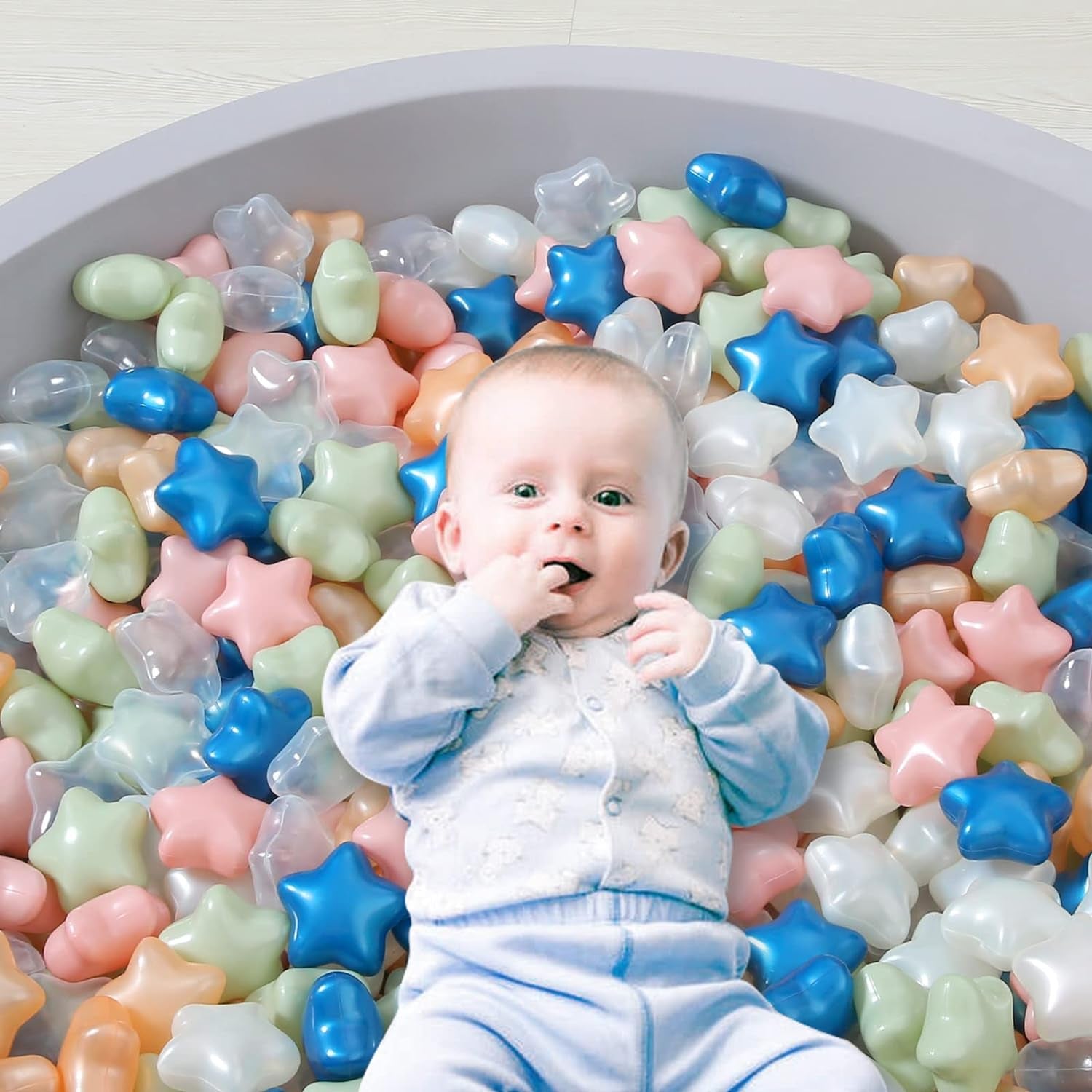 Soft Plastic Ball Pit Stars, 100Pcs Plastic Toy Balls for Kids, Crush Proof Stress Balls Baby Toddlers Bounce House, Play Tent, Baby Kiddie Pool Water Toys, Party Decoration